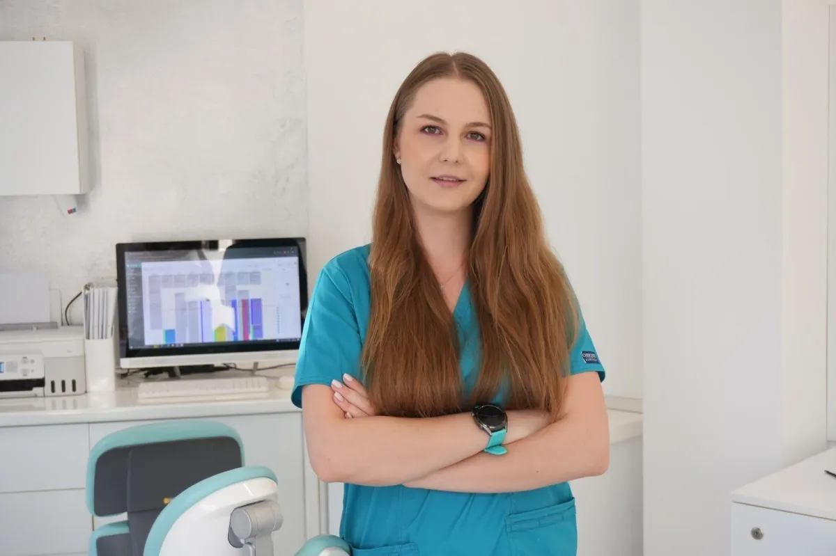 Asistenta Sef Aura Rusaneanu